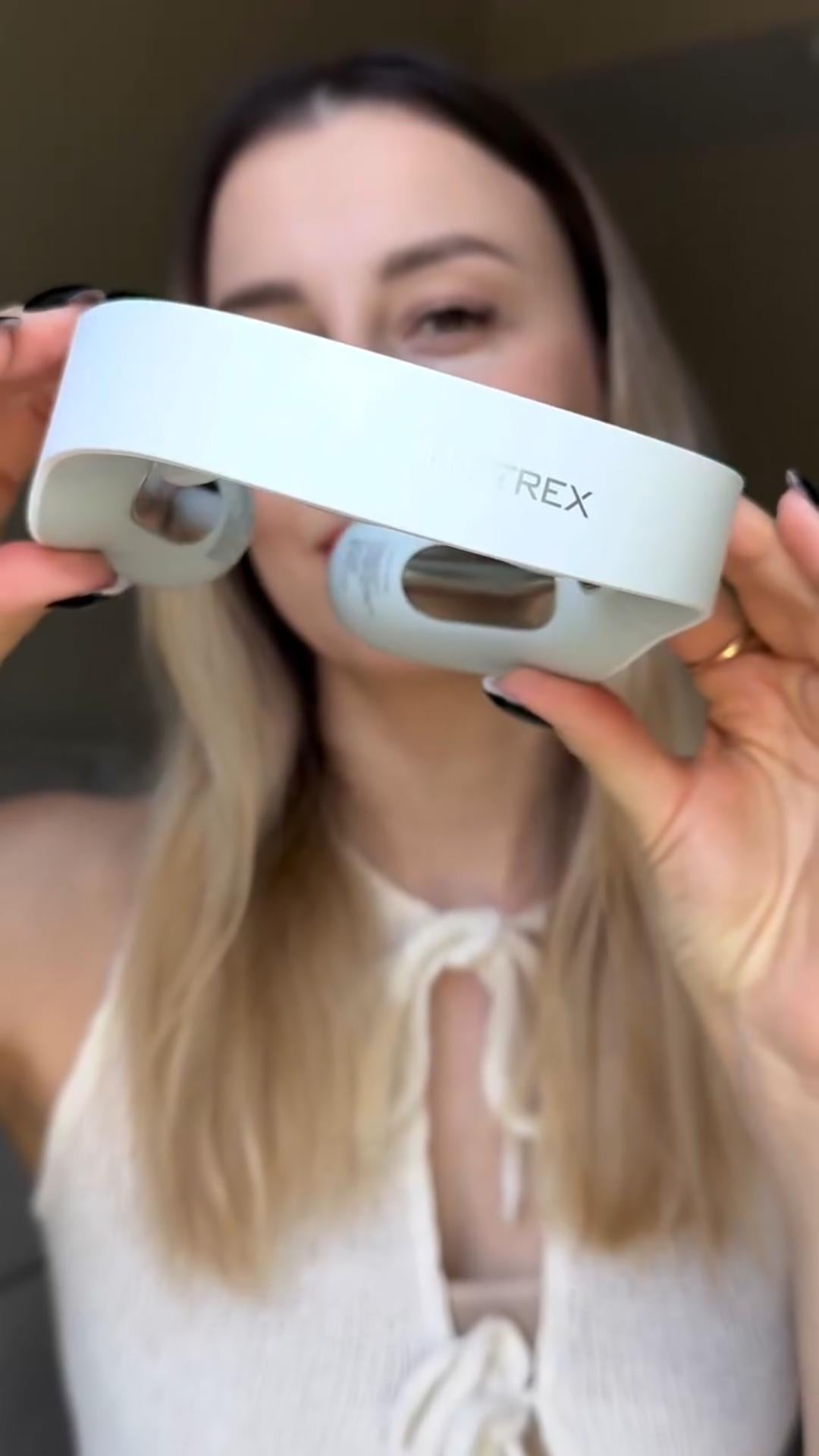 dr.heat-neck-portable-massager-review-video-cover-image